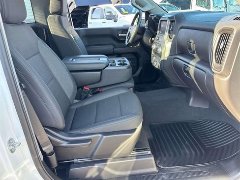 Used 2024 GMC Sierra 1500 Pro w/ Pro Value Package image 10