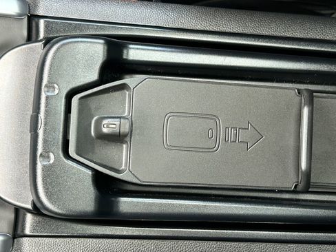 Used 2024 MINI Cooper Clubman S image 29