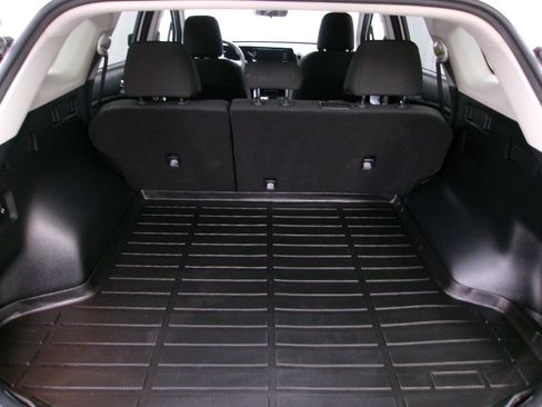 Used 2025 Kia Sportage LX AWD/4WD image 11