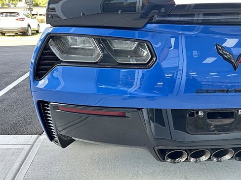 Used 2015 Chevrolet Corvette Z06 w/ 3LZ Preferred Equipment Group image 37