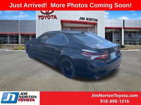 Used 2021 Toyota Camry XSE image 4