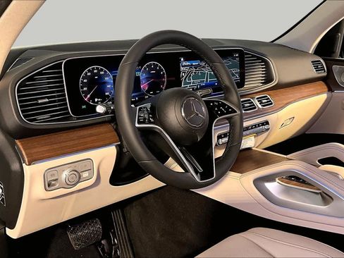 New 2026 Mercedes-Benz GLE 350 4MATIC image 9
