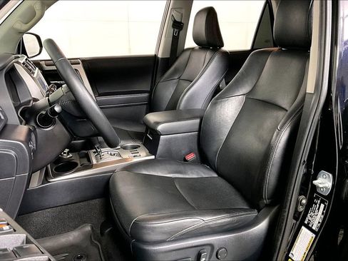 Used 2020 Toyota 4Runner Limited image 25