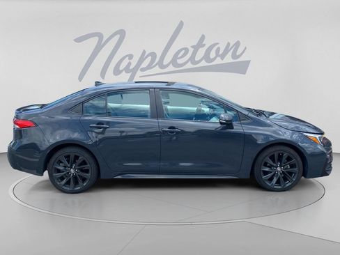Used 2024 Toyota Corolla SE FWD image 9