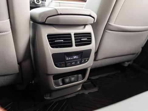 Used 2018 Acura MDX SH-AWD w/ Technology Package image 32