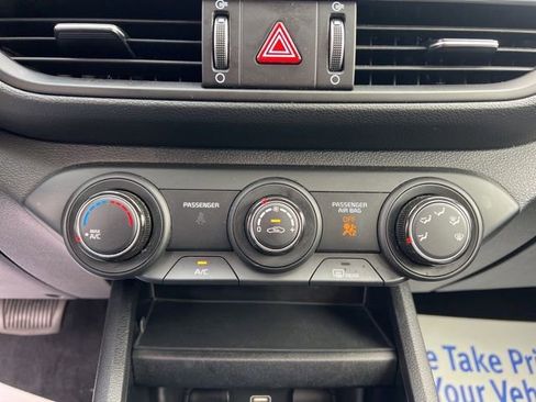 Certified 2024 Kia Forte LXS image 21