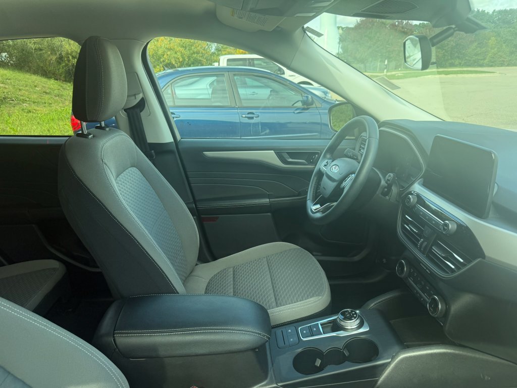 Certified 2022 Ford Escape SE w/ Convenience Package AWD/4WD image 9
