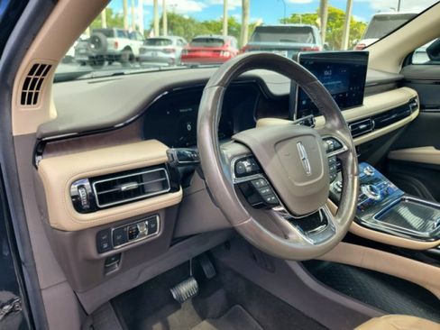 Used 2022 Lincoln Nautilus Reserve image 10