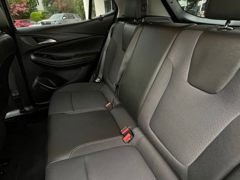 Certified 2025 Buick Encore GX Preferred FWD image 23