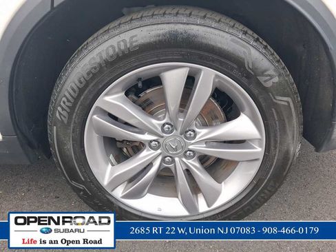 Used 2024 Acura MDX SH-AWD image 11