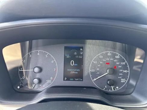 Used 2024 Toyota Corolla LE FWD image 10