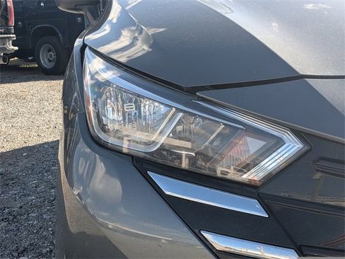 Used 2024 Nissan Versa S w/ S Plus Package image 9