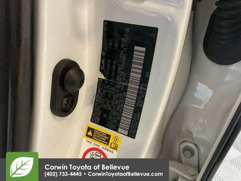 Used 2019 Toyota Highlander XLE image 27