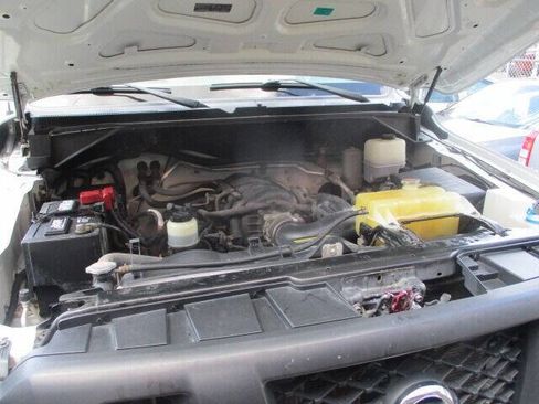 Used 2014 Nissan NV 2500 SV w/ Technology Package image 13