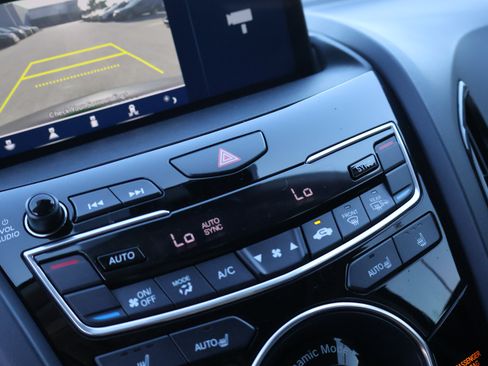 Used 2024 Acura RDX SH-AWD w/ Technology Package image 27