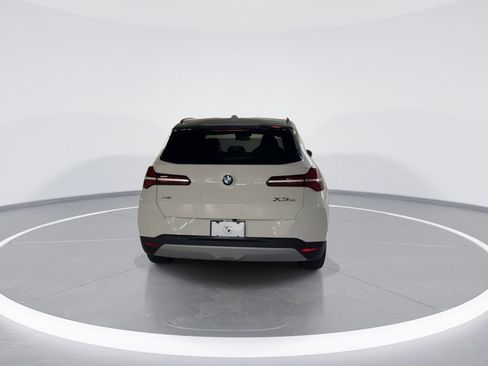 Used 2025 BMW X3 xDrive30i w/ Premium Package image 7