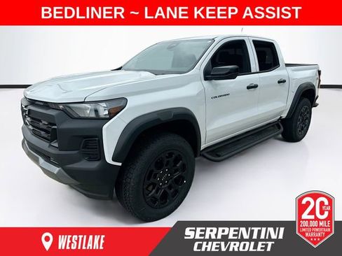 New 2026 Chevrolet Colorado Trail Boss AWD/4WD image 1