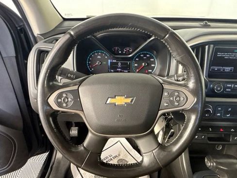 Used 2018 Chevrolet Colorado Z71 w/ Z71 Midnight Edition AWD/4WD image 3