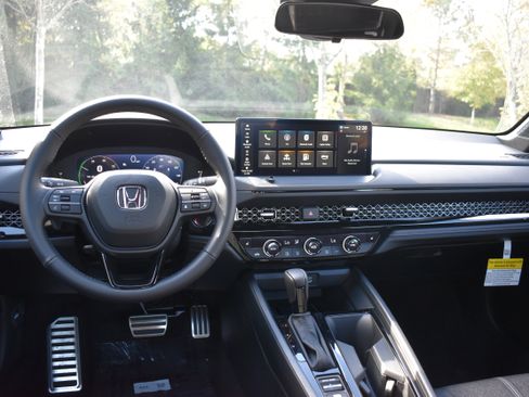 New 2025 Honda Accord Sport image 15