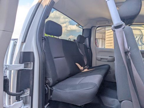 Used 2013 Chevrolet Silverado 2500 W/T RWD image 19