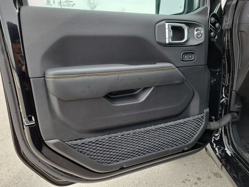 New 2026 Jeep Gladiator Mojave AWD/4WD image 16