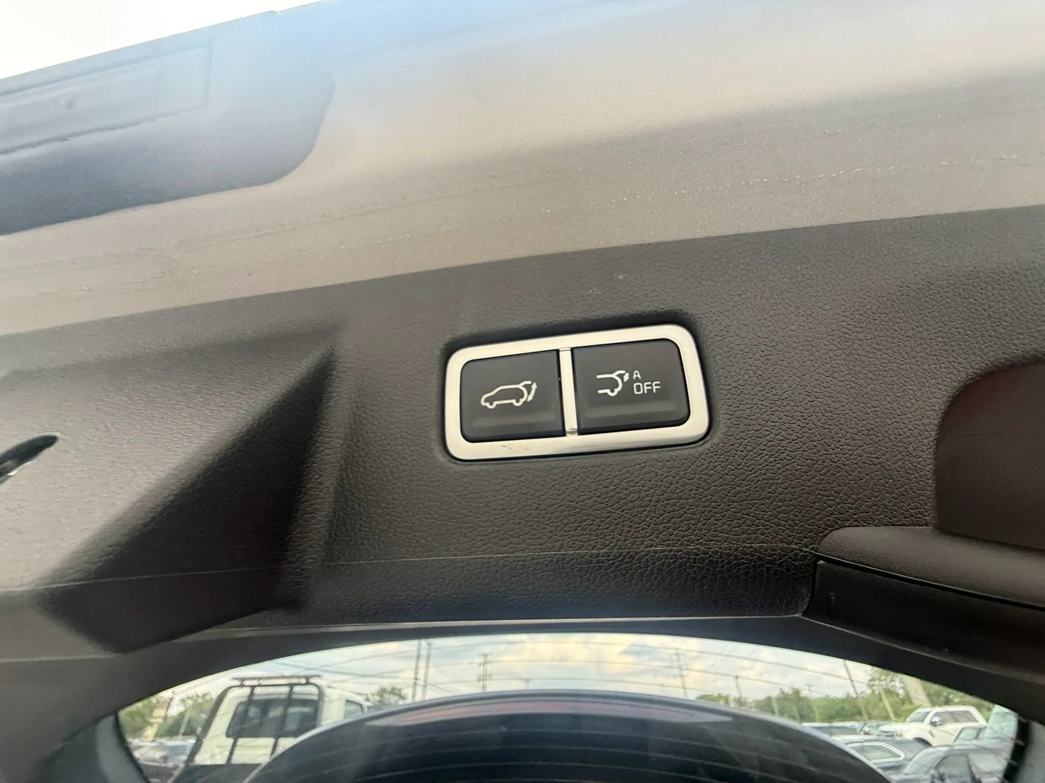 Used 2025 Kia Sorento SX AWD/4WD image 32