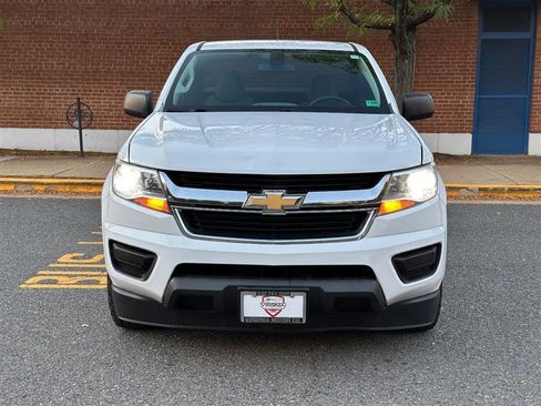 Used 2020 Chevrolet Colorado W/T image 2