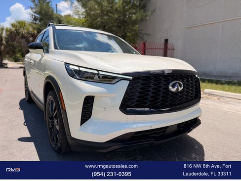 Used 2025 INFINITI QX60 Luxe w/ Black Edition FWD image 4