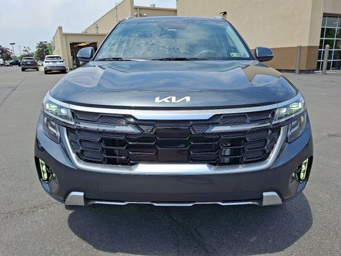 Used 2024 Kia Seltos SX image 2