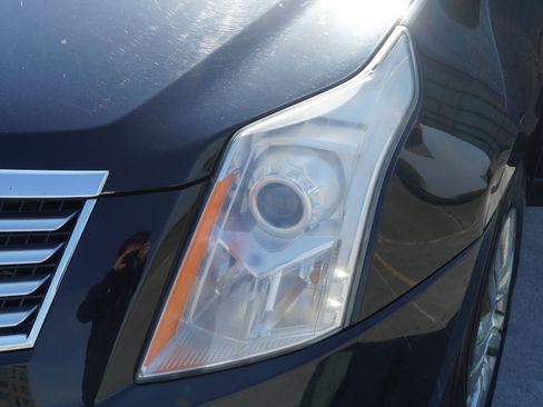 Used 2013 Cadillac SRX FWD image 28