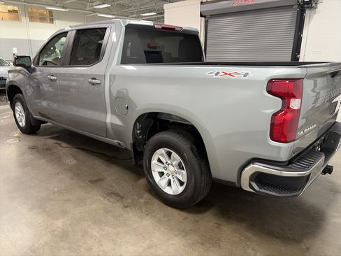 Used 2025 Chevrolet Silverado 1500 LT image 5