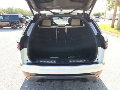 Used 2018 Land Rover Range Rover Velar R-Dynamic SE AWD/4WD image 8