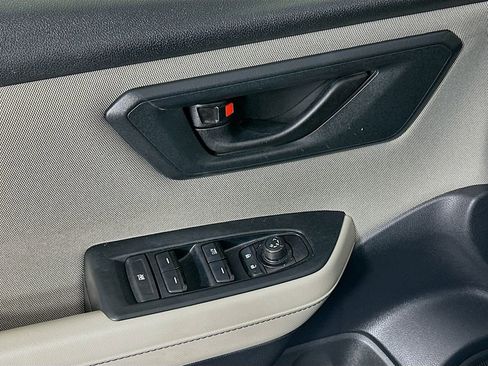 Certified 2025 Subaru Forester w/ Convenience Package #1 image 22