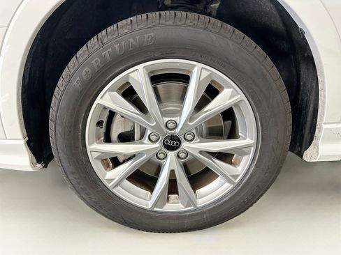 Used 2023 Audi Q3 2.0T Premium AWD/4WD image 36