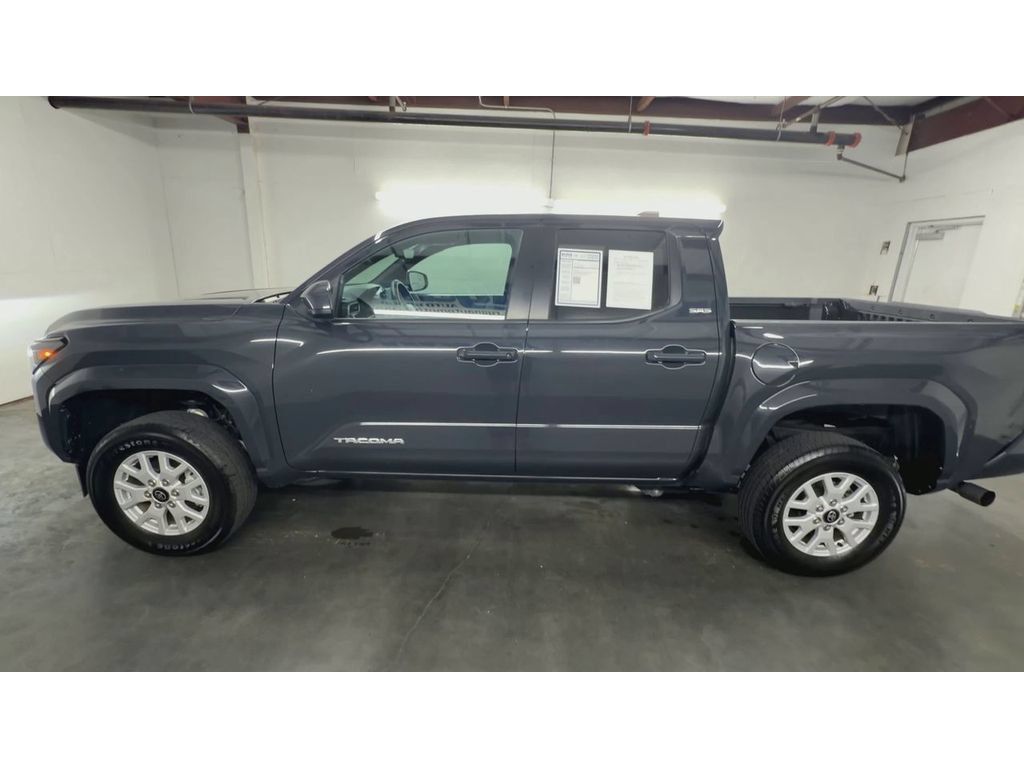 Used 2024 Toyota Tacoma SR5 RWD image 5