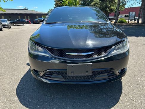 Used 2016 Chrysler 200 S FWD image 8
