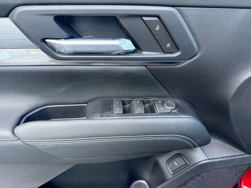 New 2027 GMC Terrain Elevation w/ Elevation Premium Package AWD/4WD image 23