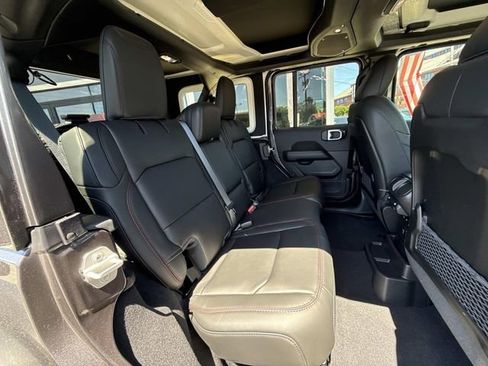 New 2026 Jeep Wrangler Unlimited Rubicon AWD/4WD image 36