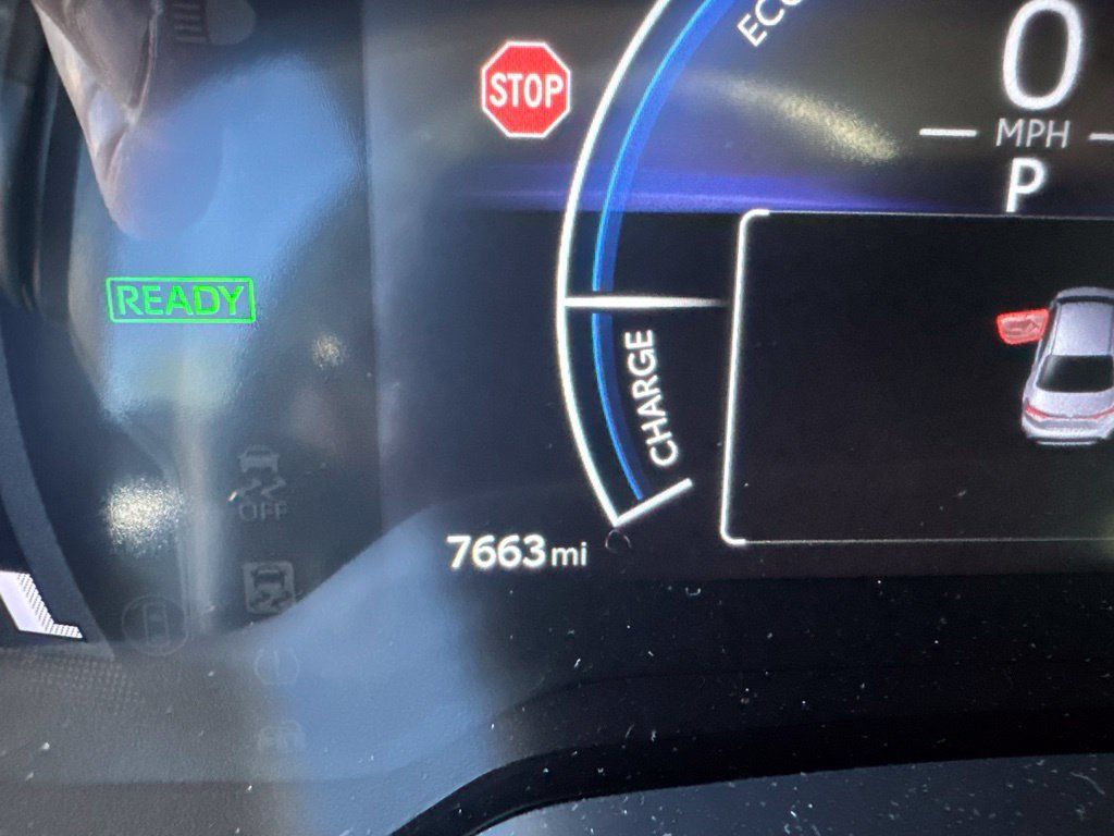 Used 2026 Toyota Corolla LE FWD image 16
