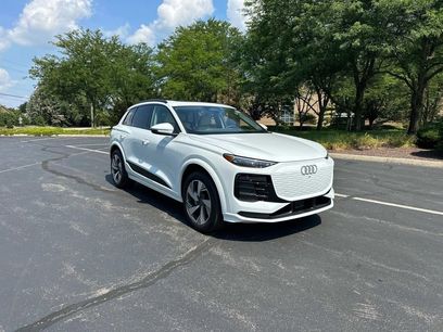 New 2025 Audi Q6 e-tron Premium Plus