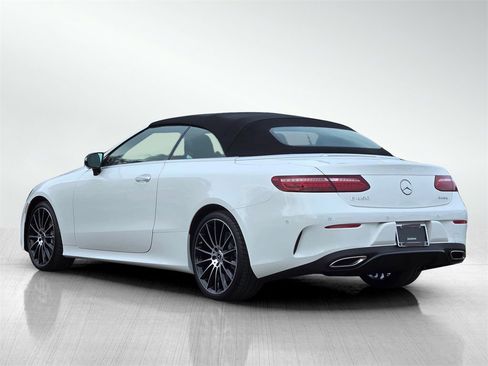 Used 2022 Mercedes-Benz E 450 4MATIC Cabriolet image 7