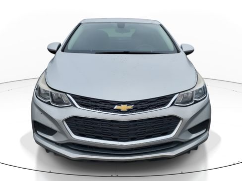Used 2016 Chevrolet Cruze LS image 2