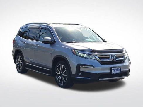Used 2019 Honda Pilot Touring image 1