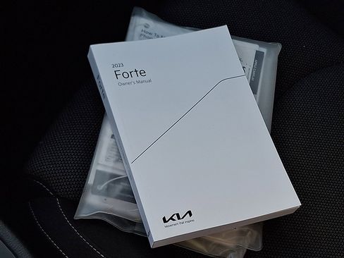 Certified 2023 Kia Forte LXS image 25