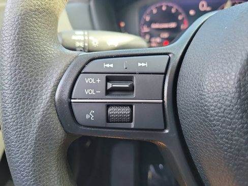 Used 2023 Honda Accord EX image 23