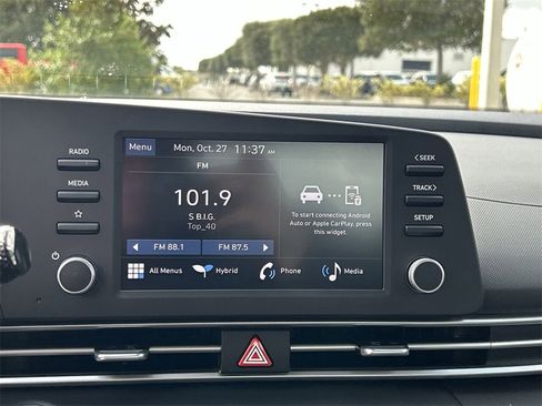 New 2026 Hyundai Elantra Blue image 22