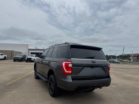 Used 2019 Ford Expedition XLT w/ Equipment Group 201A RWD image 18