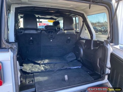 Used 2018 Jeep Wrangler Unlimited Rubicon AWD/4WD image 7