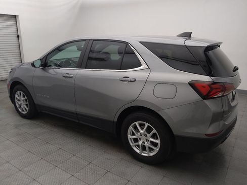 Used 2024 Chevrolet Equinox LT w/ Driver Convenience Package AWD/4WD image 3