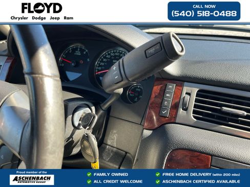 Used 2011 Chevrolet Avalanche LT w/ Luxury Package image 15